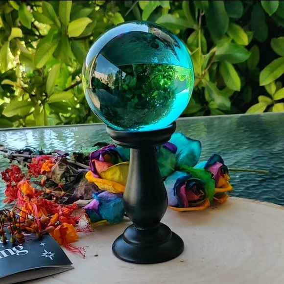 Gorgeous Fortune Teller's Crystal Ball with Stand - Picture 3 of 13